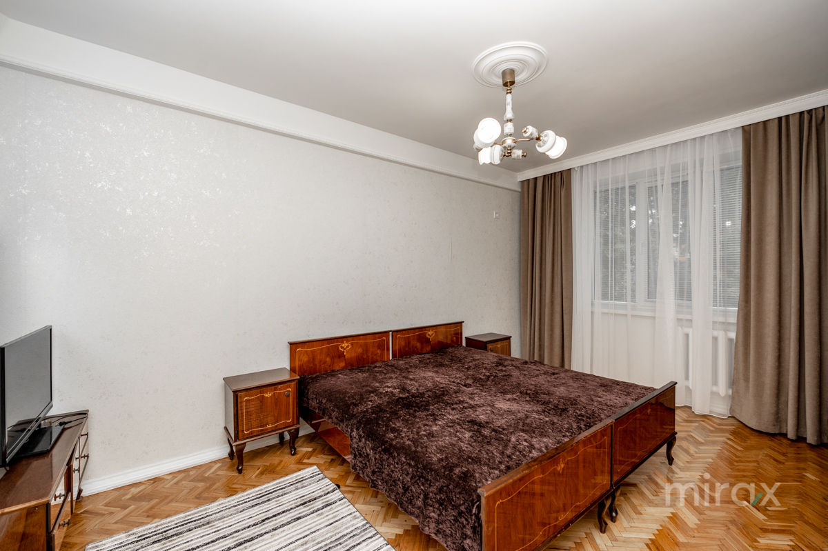 Apartament cu 2 camere, 45 m², Botanica, Chișinău foto 2