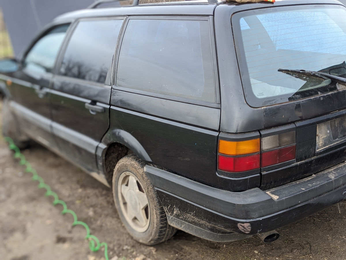 Volkswagen Passat 1991 г. с пробегом 317175 км, Газ / Бензин (пропан), 1200 €