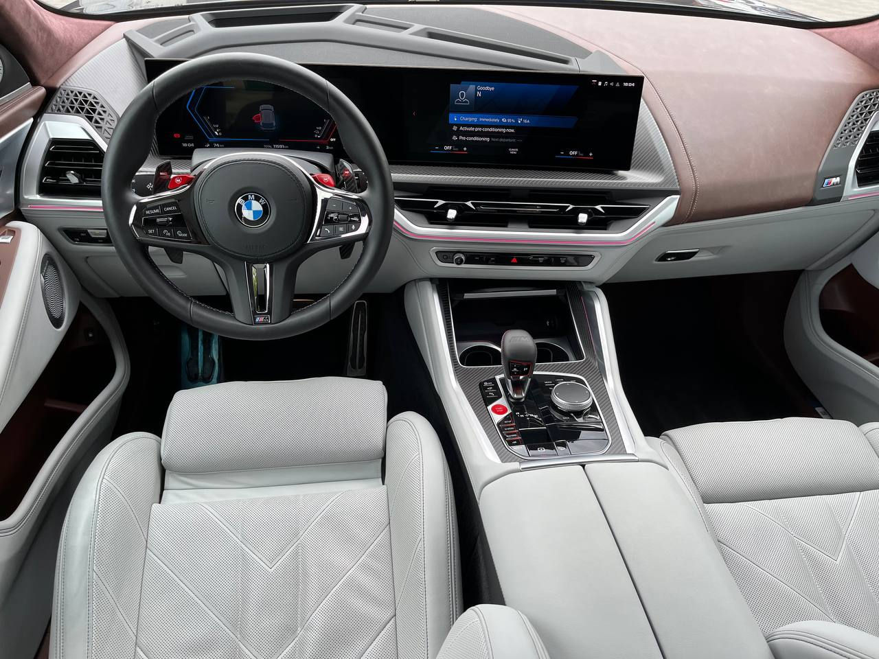 BMW XM foto 8