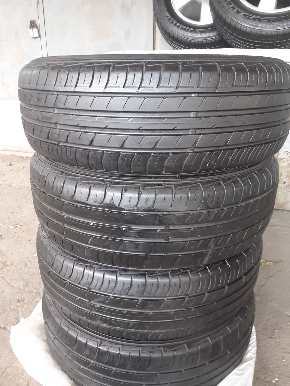 Летняя резина 215-65-R17+диски Nissan Qashqai- R17(5х114.3)