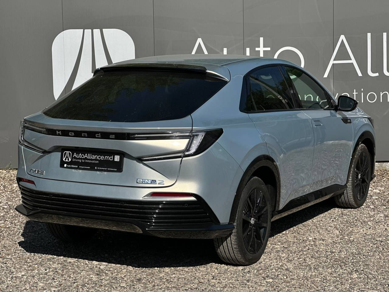 Honda e:NP2 фото 3