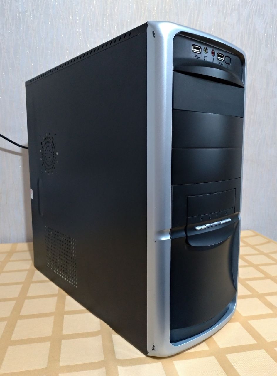 Компьютер с Intel Core i5-3570 CPU @ 3.8 Ghz / 16 GB RAM / SSD 240 Gb