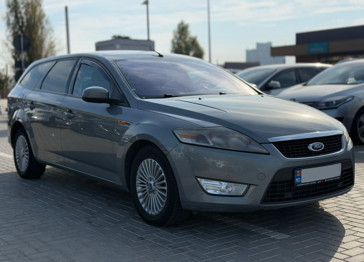 Ford Mondeo foto 1