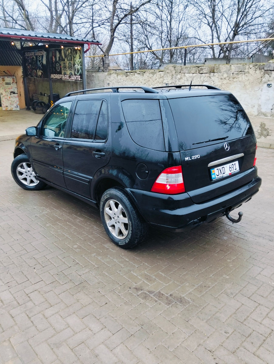 Mercedes M-Class фото 7