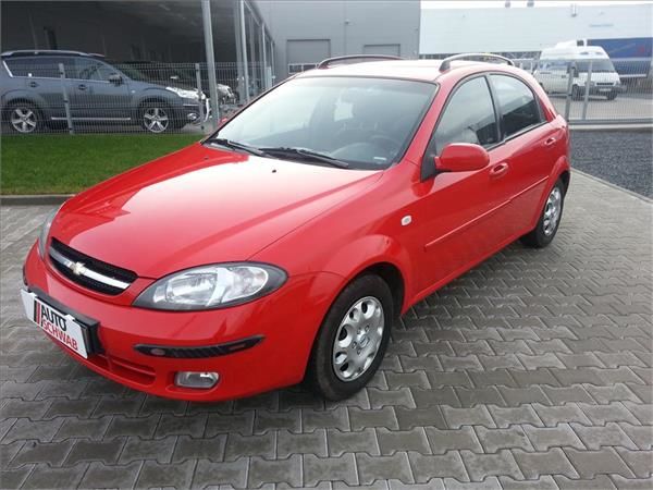 Chevrolet Lacetti фото 0