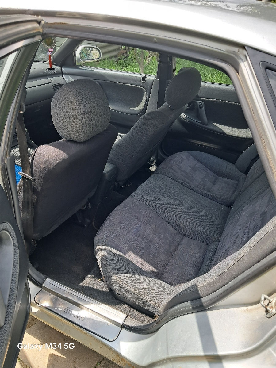 Mazda 626 foto 5