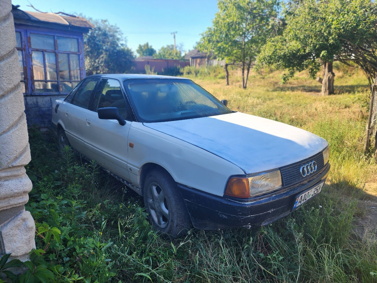 Audi 80