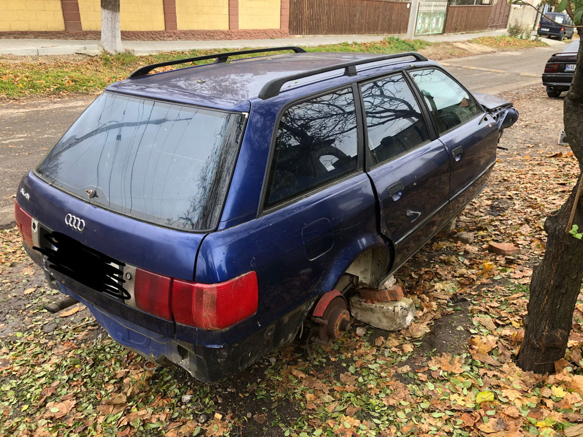 Audi 80 b4 Универсал foto 3