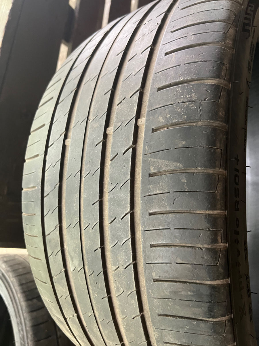 Продам 2 б.у шины 295/35 R21 Tracmax Summer foto 3