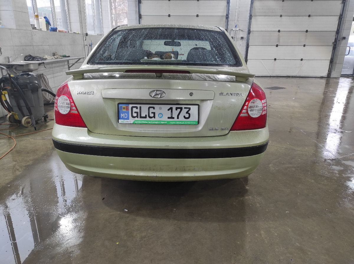 Hyundai Elantra фото 5