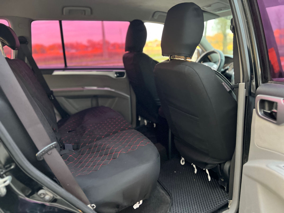 Mitsubishi Pajero Sport foto 14