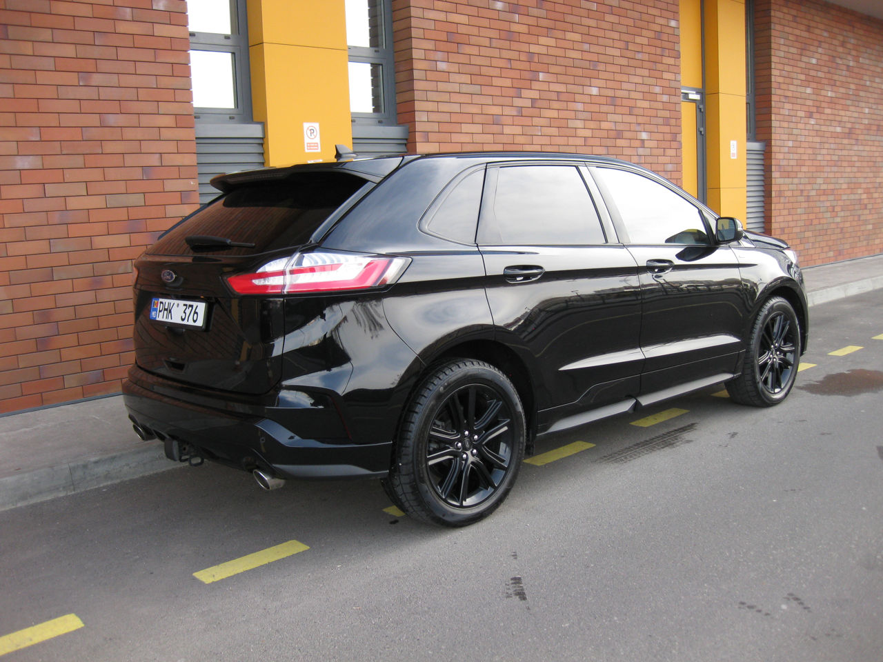 Ford Edge фото 1