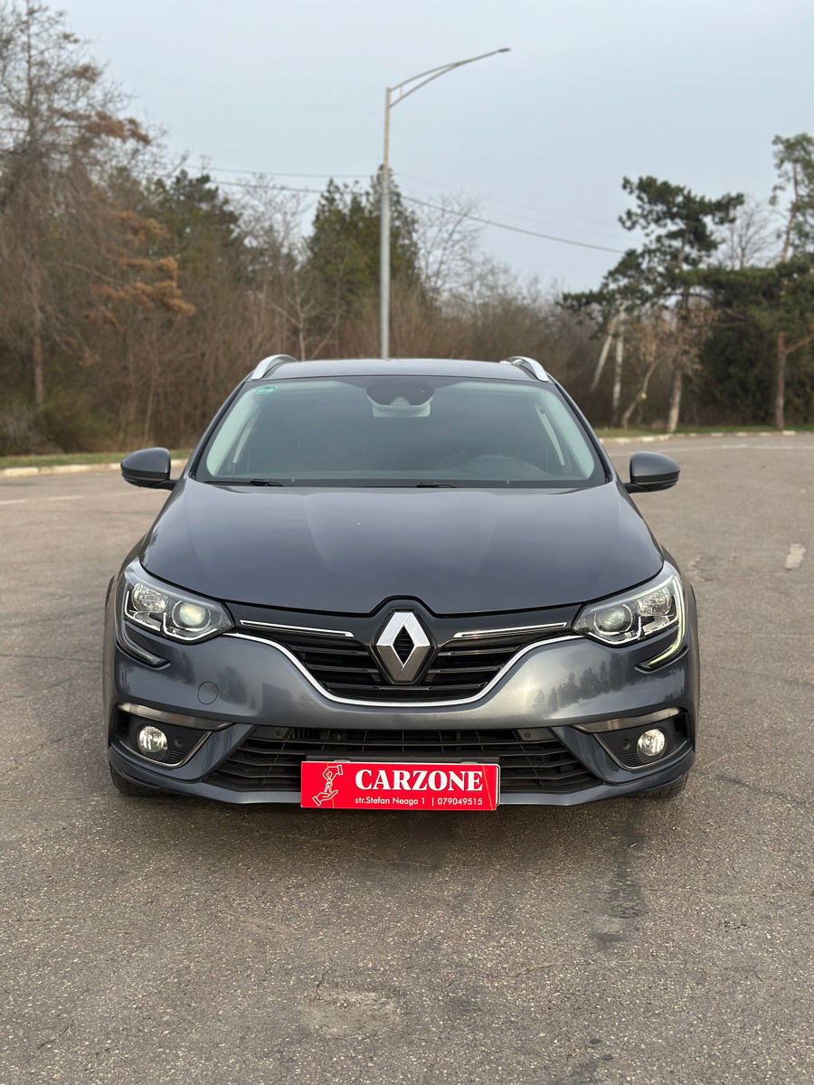 Renault Megane фото 1