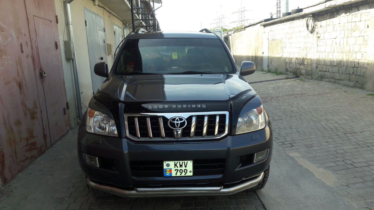 Toyota Land Cruiser Prado foto 9