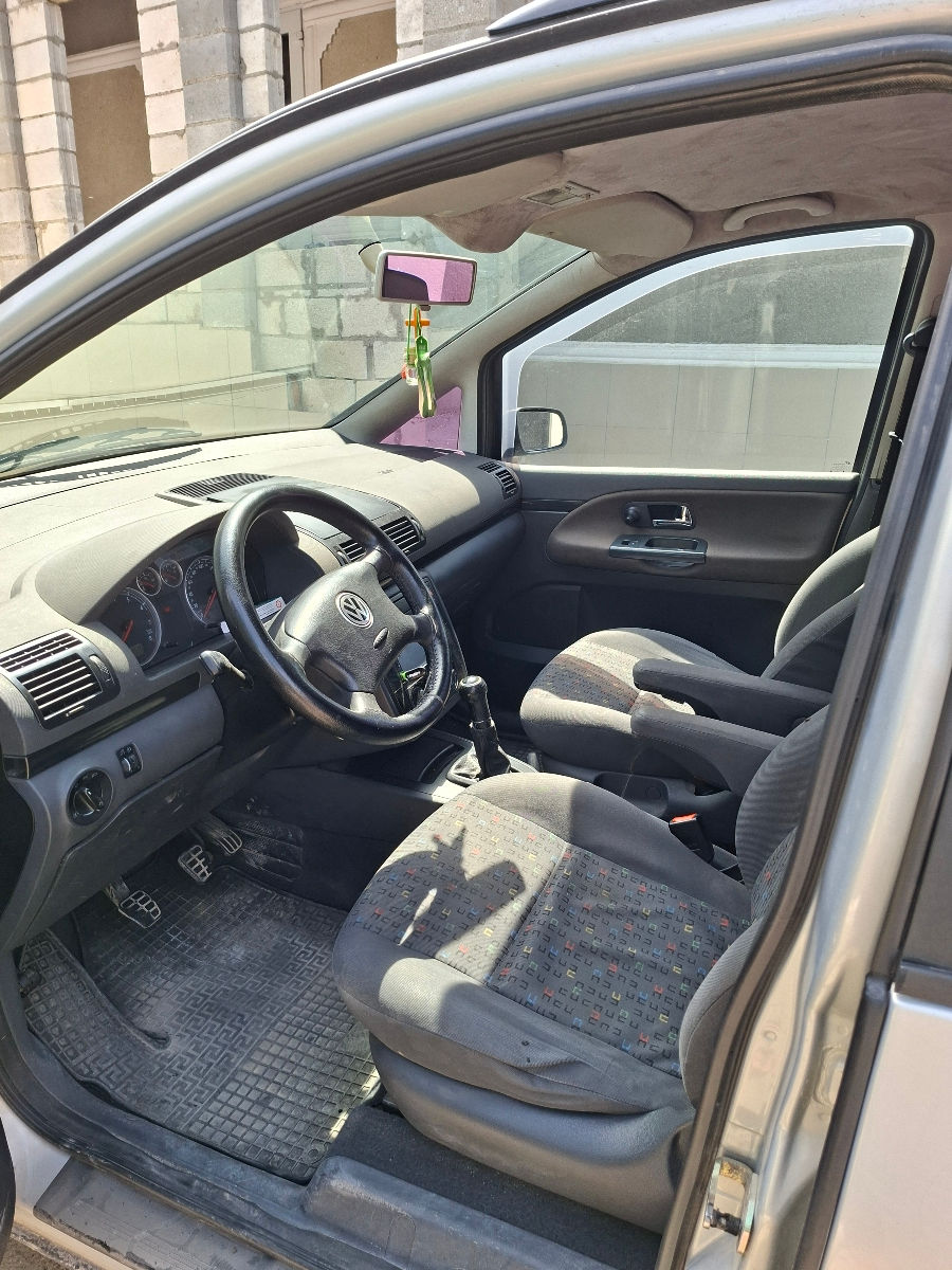 Volkswagen Sharan foto 6