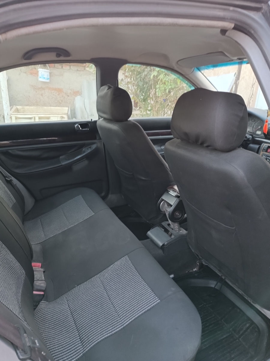 Audi A4 foto 7