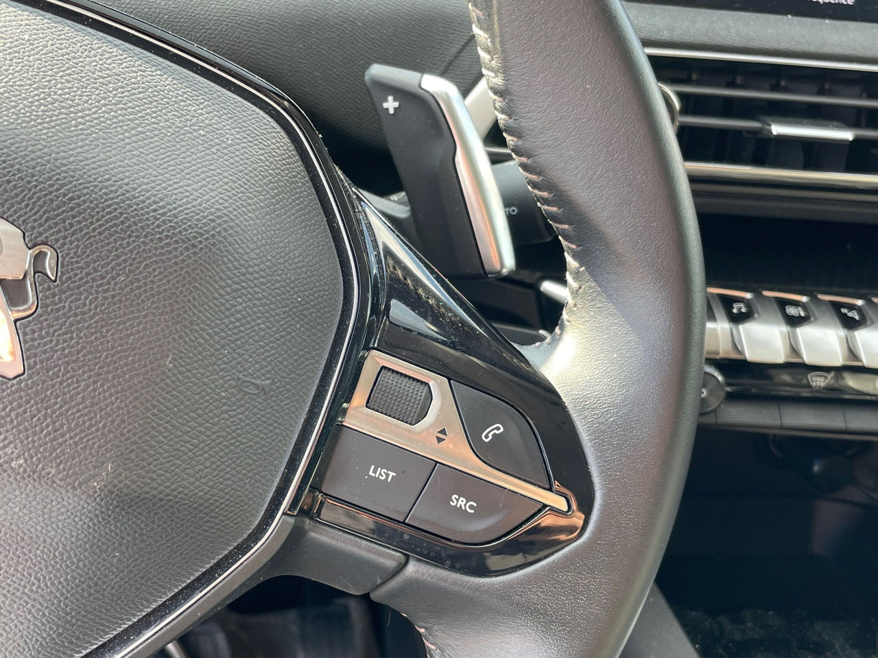 Peugeot 3008 foto 10