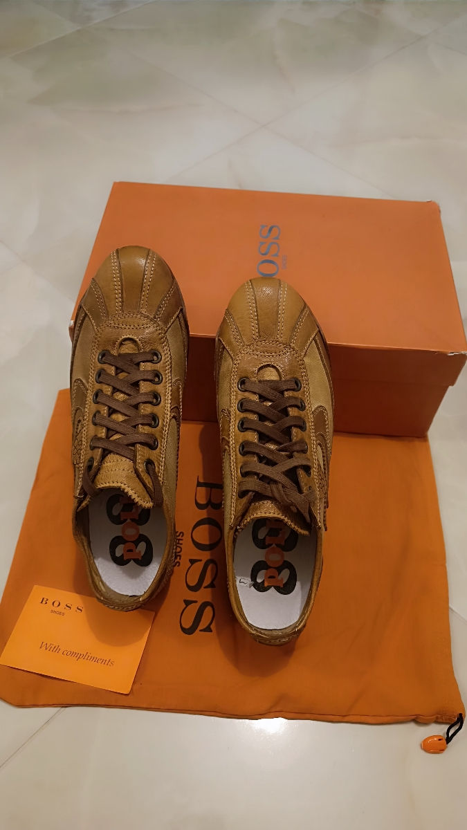 Pantofi Hugo Boss, m.40-41, noi, piele naturală 
 foto 0