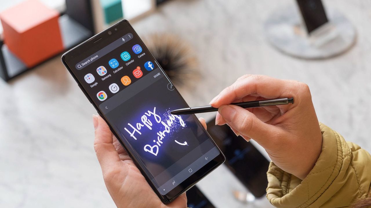 Samsung Galaxy Note 8 - 270 евро duos госком черного цвета