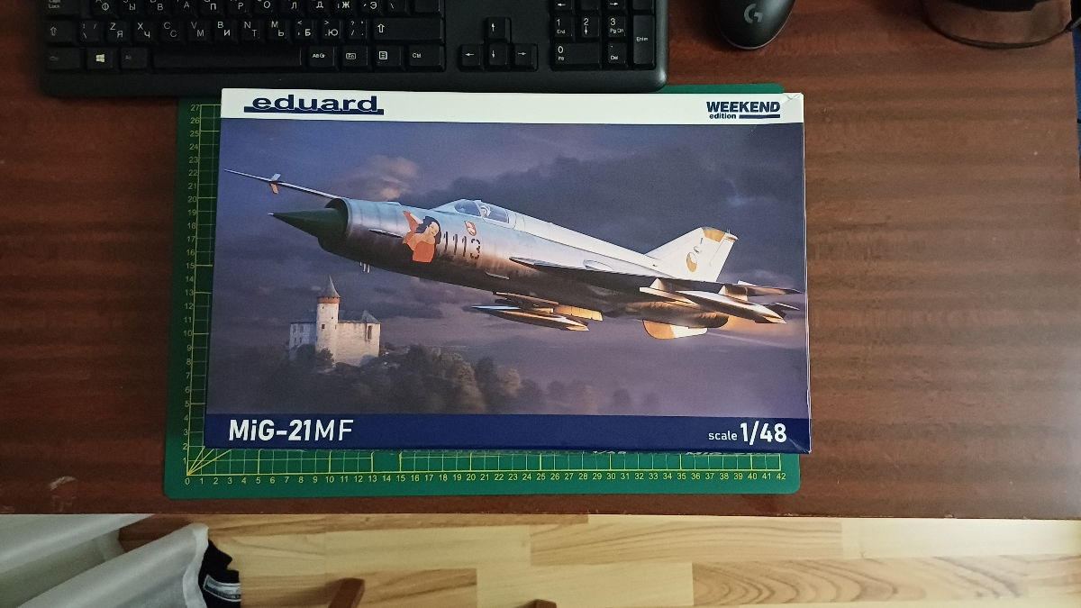 eduard MiG-21MF Weekend edition machetă  foto 0