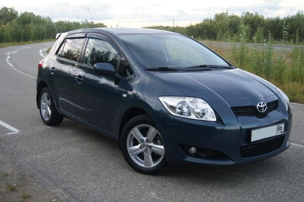 Piese auto Toyota Auris universal / hatchback dezmembrare faruri aripi ...