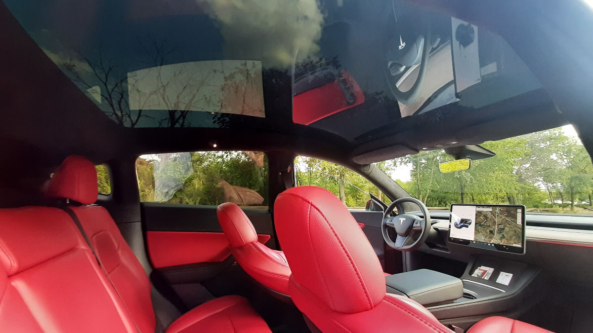 Tesla Model Y foto 4