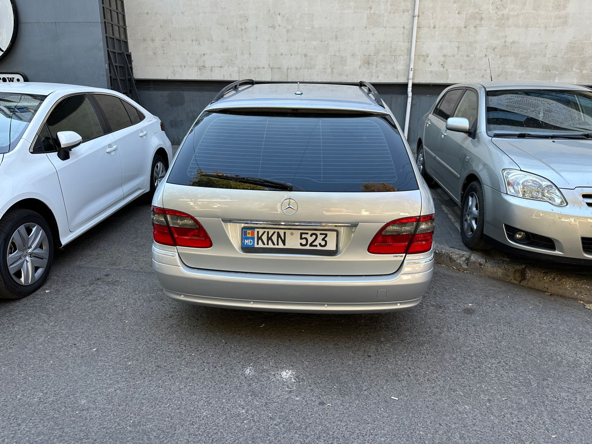 Mercedes E-Class foto 2