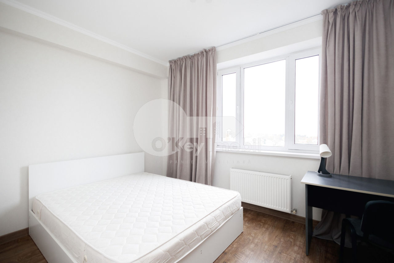 Apartament cu 4 camere, 130 m², Telecentru, Chișinău foto 5