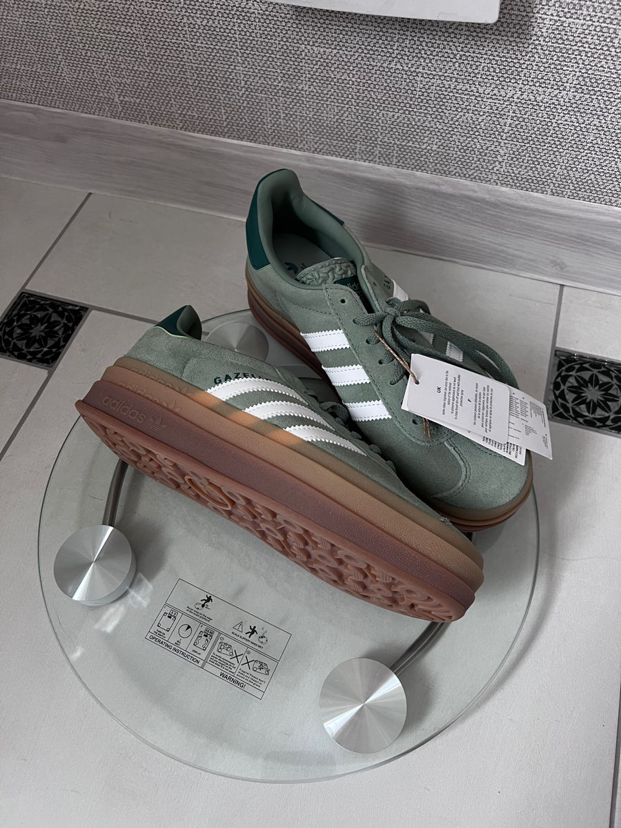 Vând Adidas Gazelle , Originale , Noi !!! foto 4