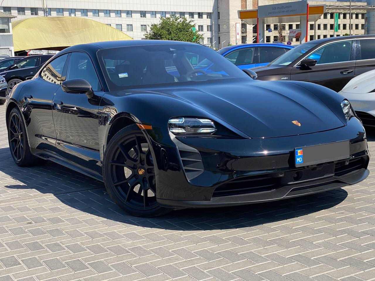 Porsche Taycan foto 4