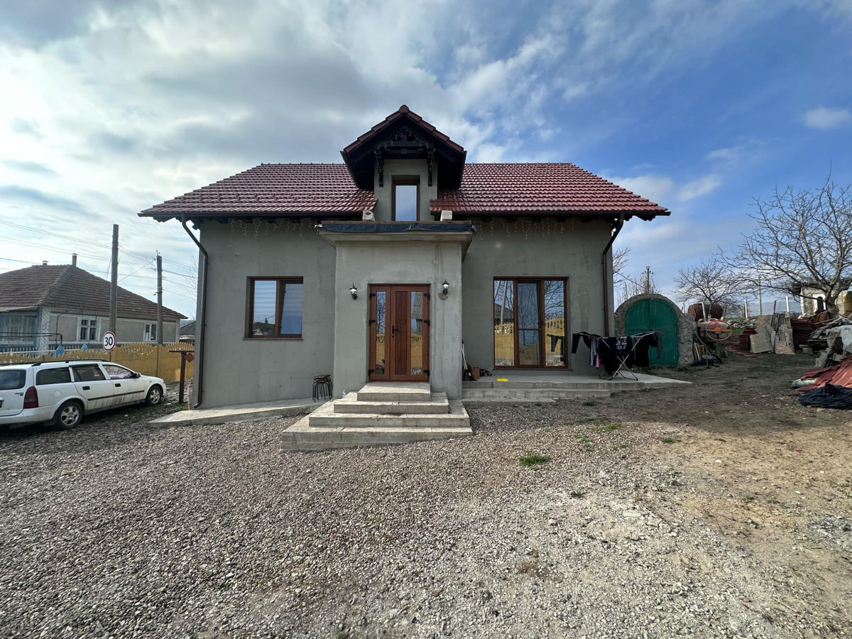 De vinzare casă în Grătiești