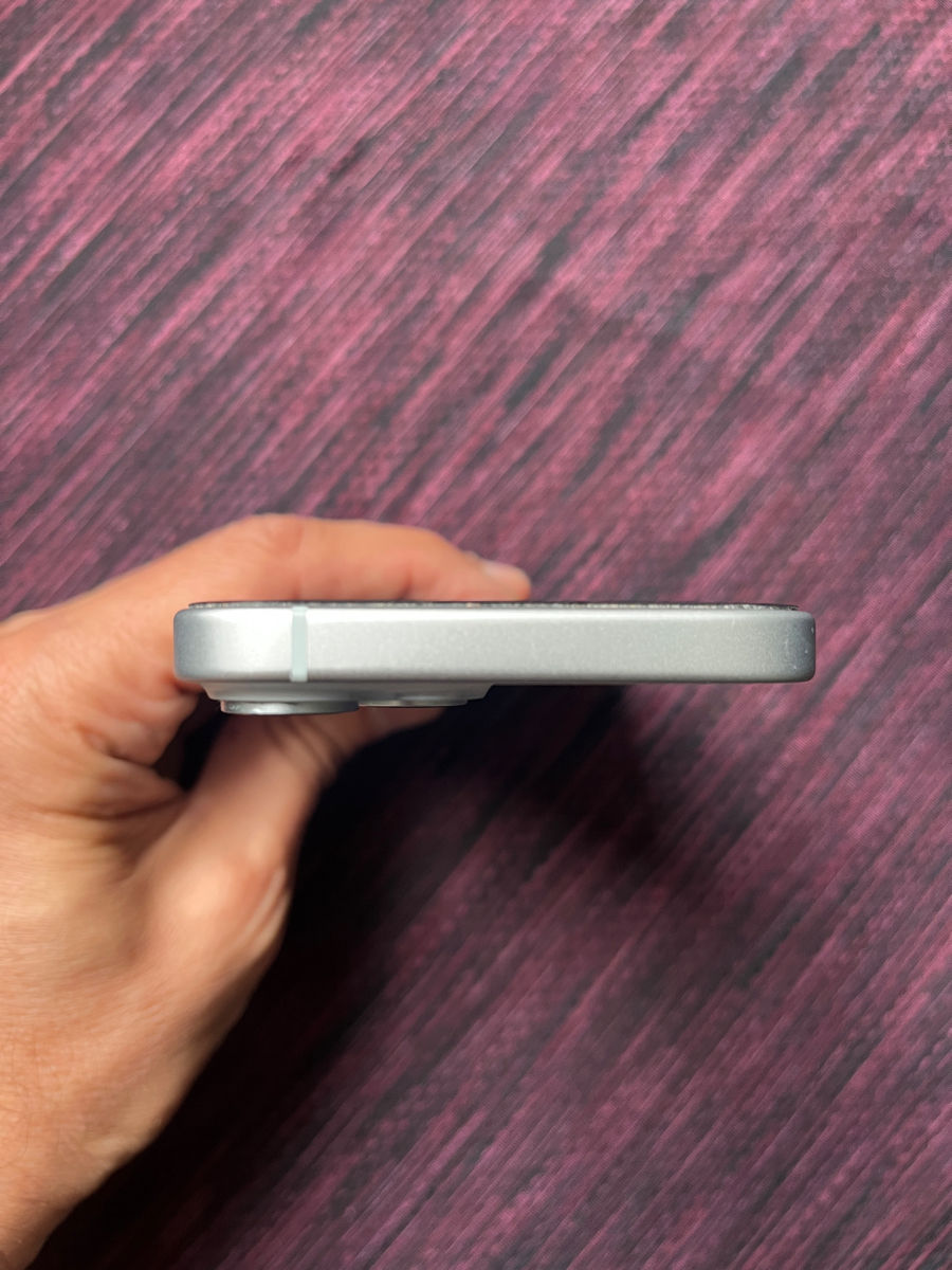 Смартфон Apple iPhone 15 - 128GB - Blue - NanoSIM/e-sim фото 2