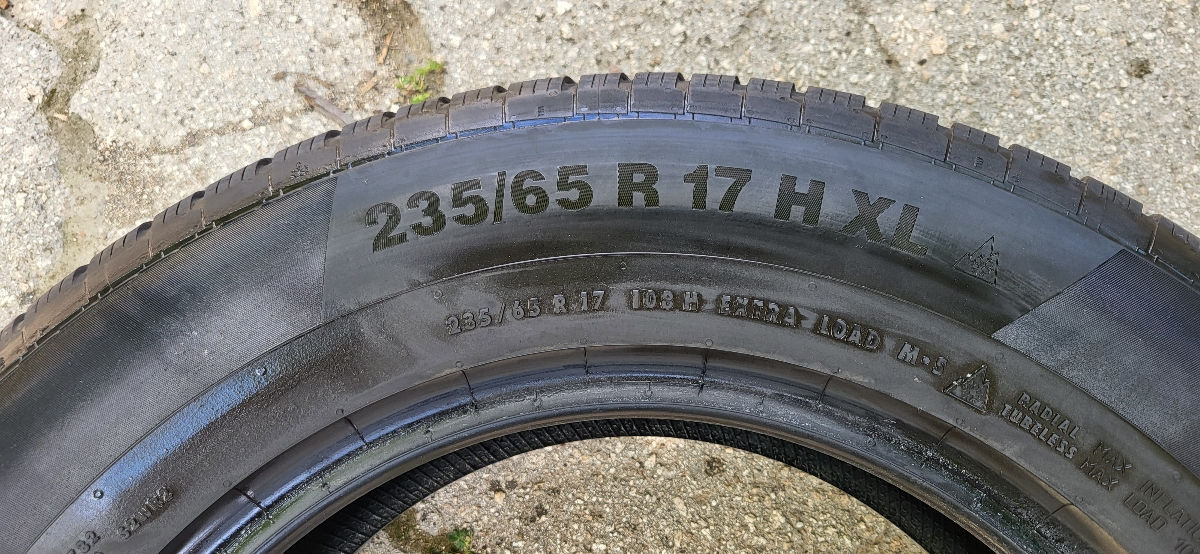 Шины 235/65 R17 Continental  foto 5