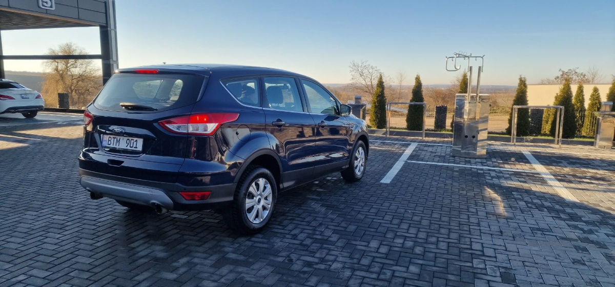 Ford Kuga foto 6