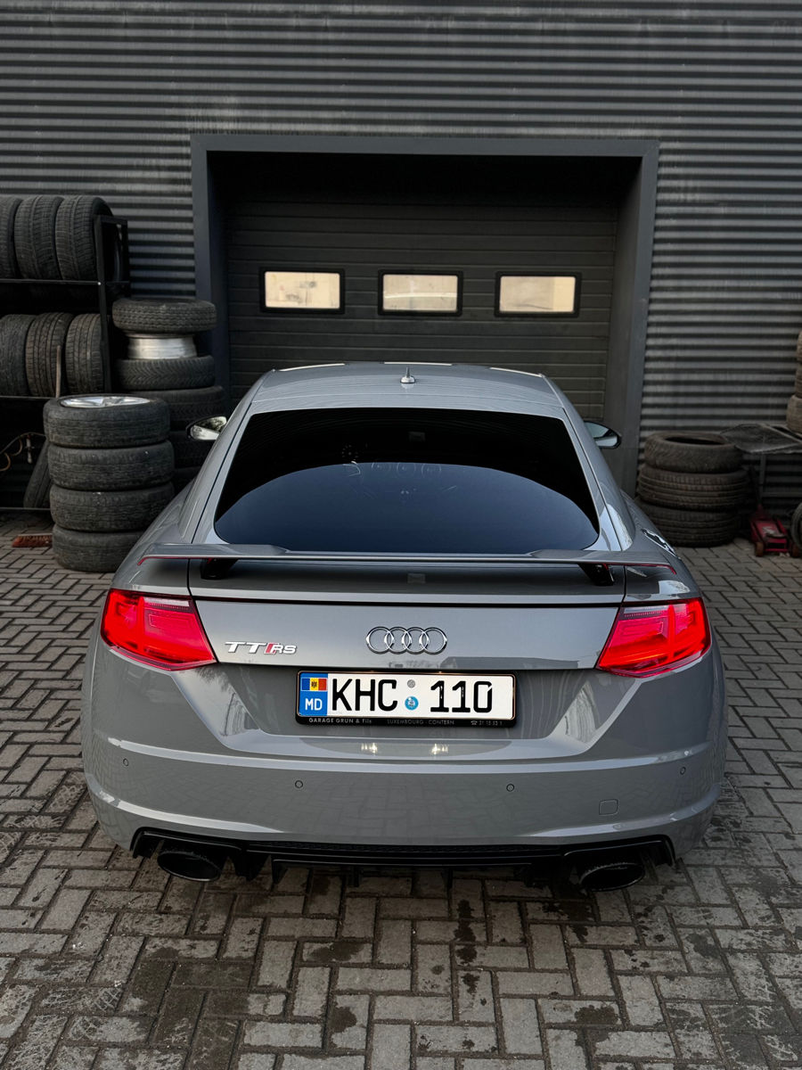Audi TT фото 1