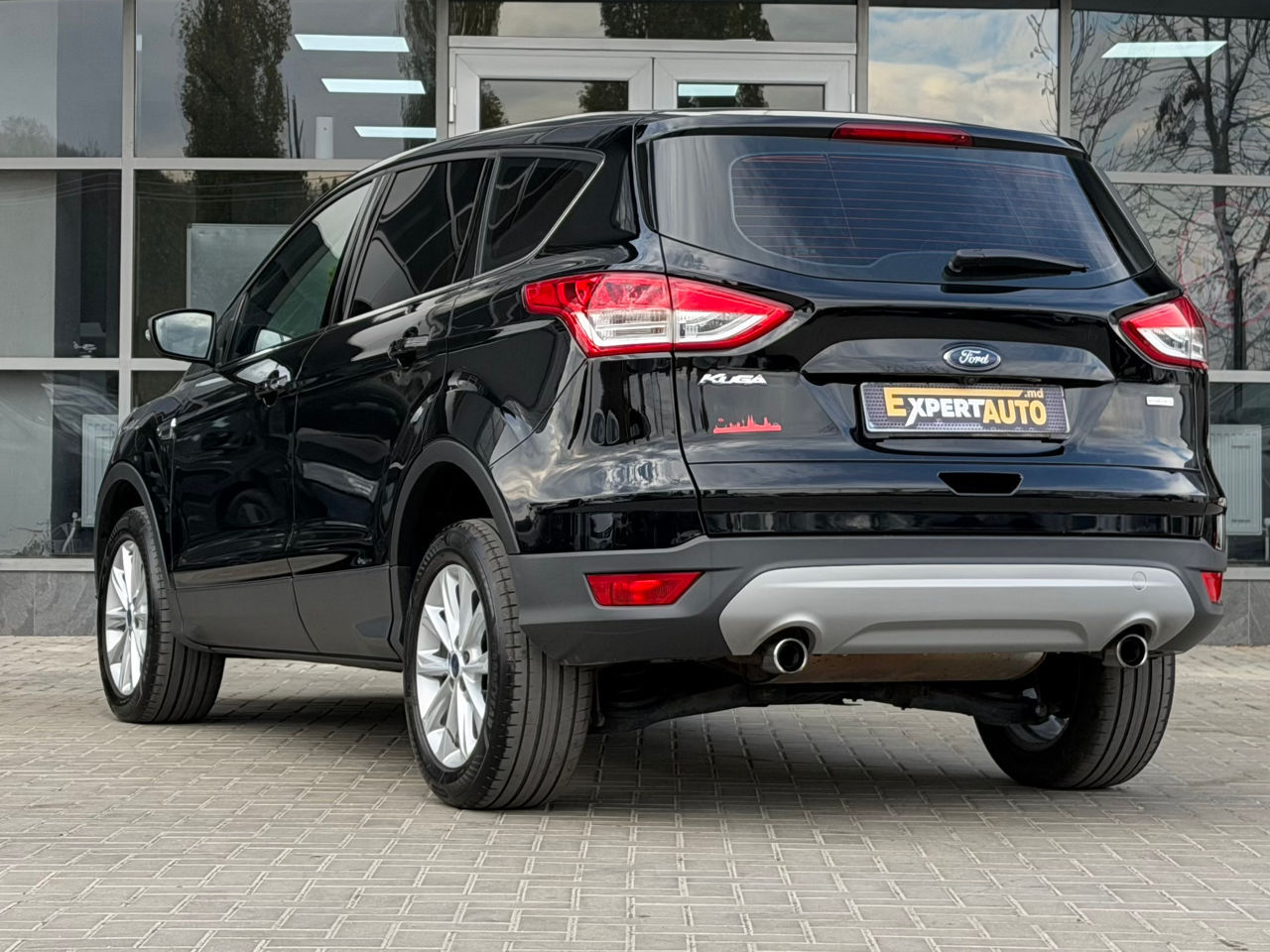 Ford Kuga — фото 4