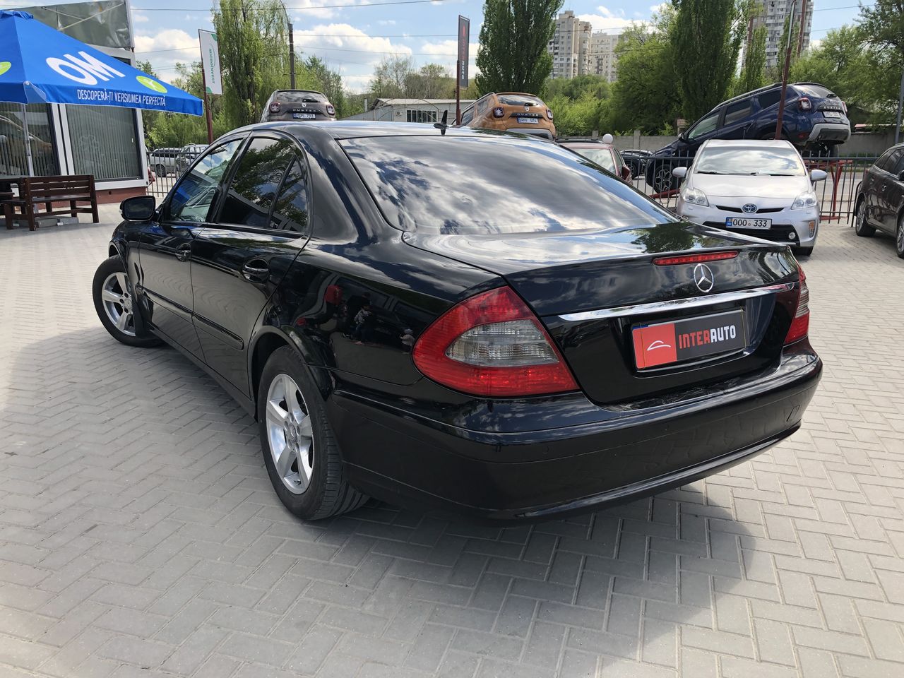 Mercedes E-Class foto 9