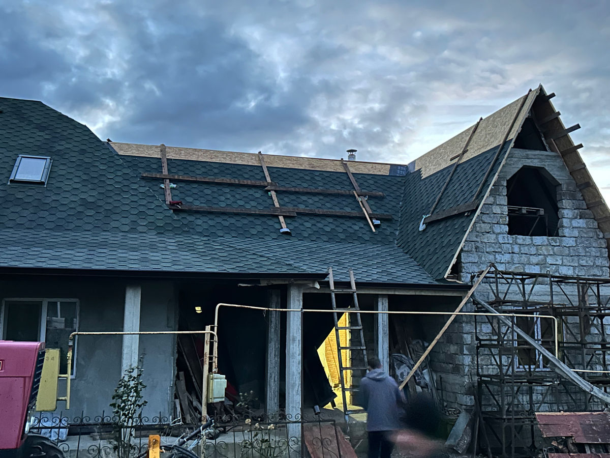 Renovam si executam acoperisuri foto 0