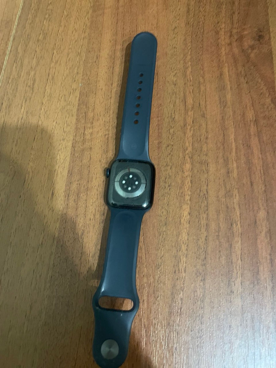 Apple Watch Series 8 фото 1
