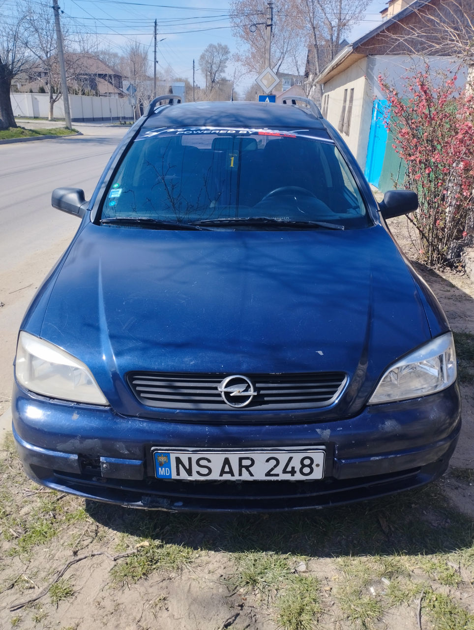 Opel Astra foto 1