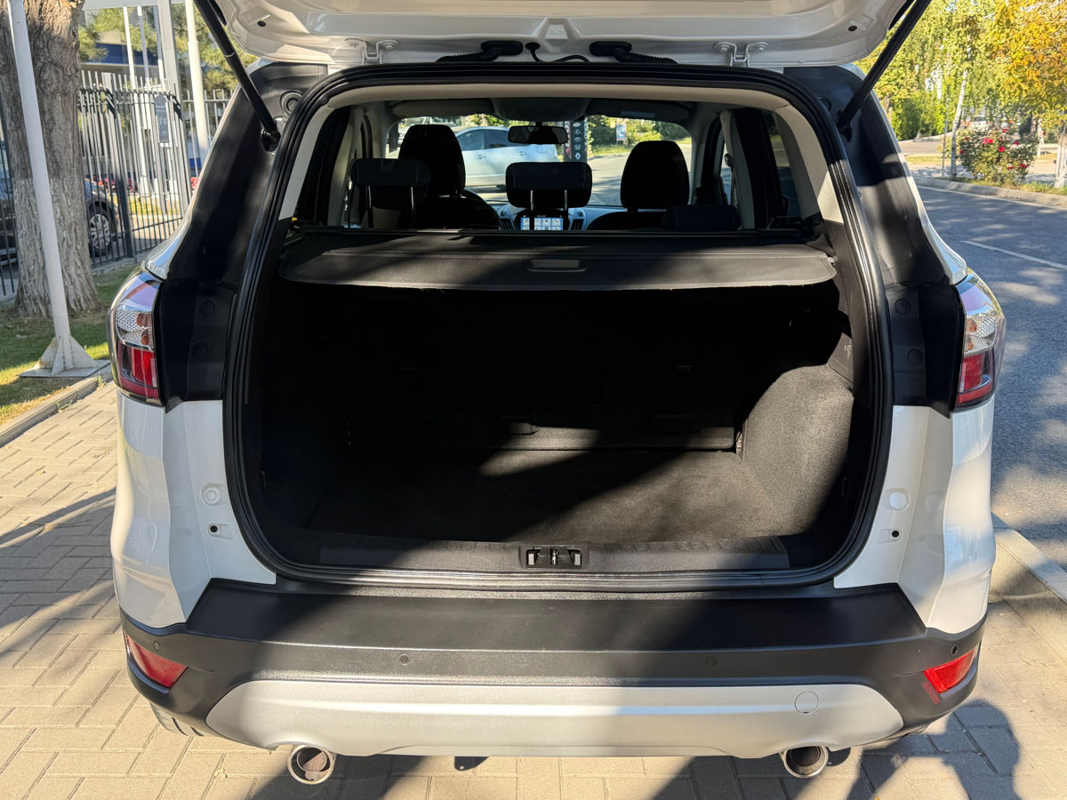 Ford Kuga 2017 photo 12