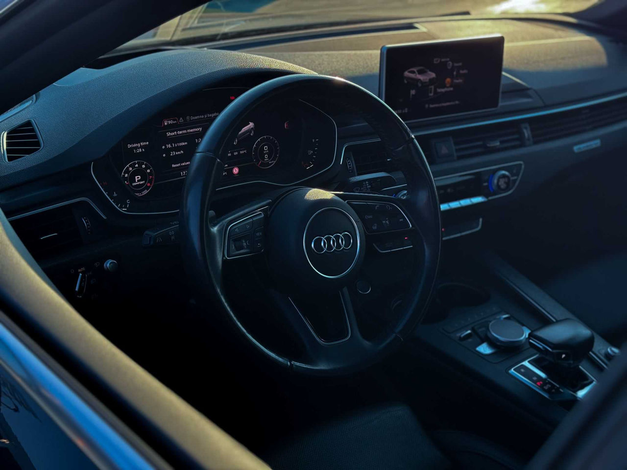 Audi A5 Quattro - Chirie Auto Chisinau / Rent a Car foto 5