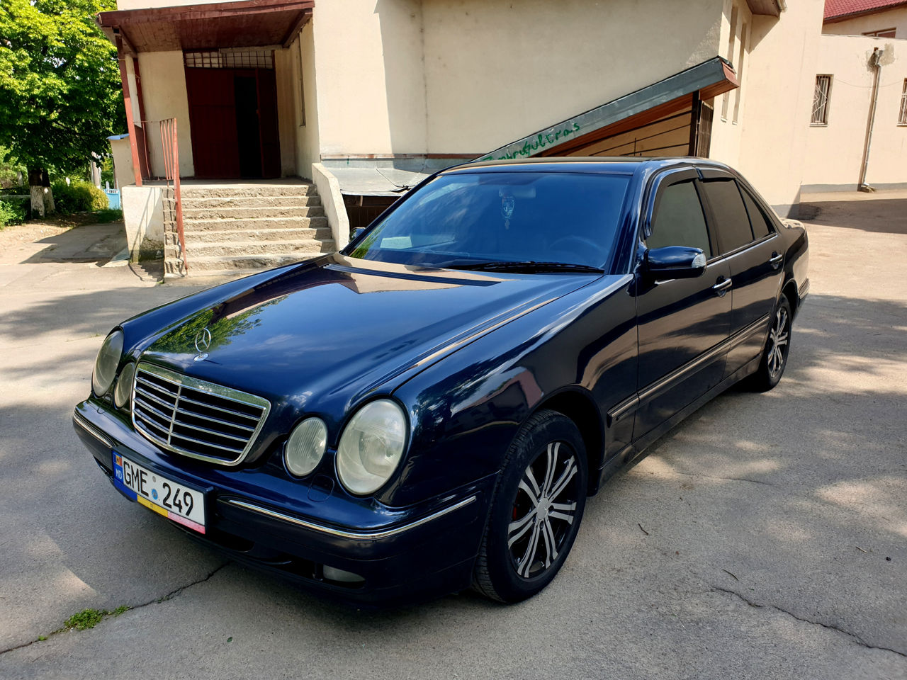 Mercedes E Class foto 5