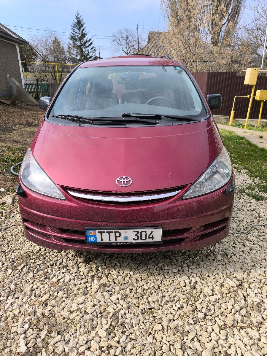 Toyota Previa foto 0