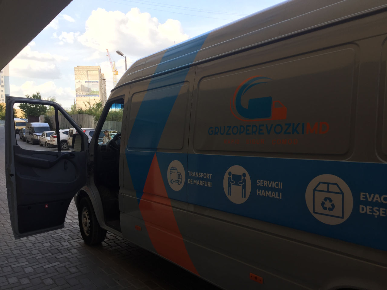 Soluții Flexibile pentru Mutări foto 2
