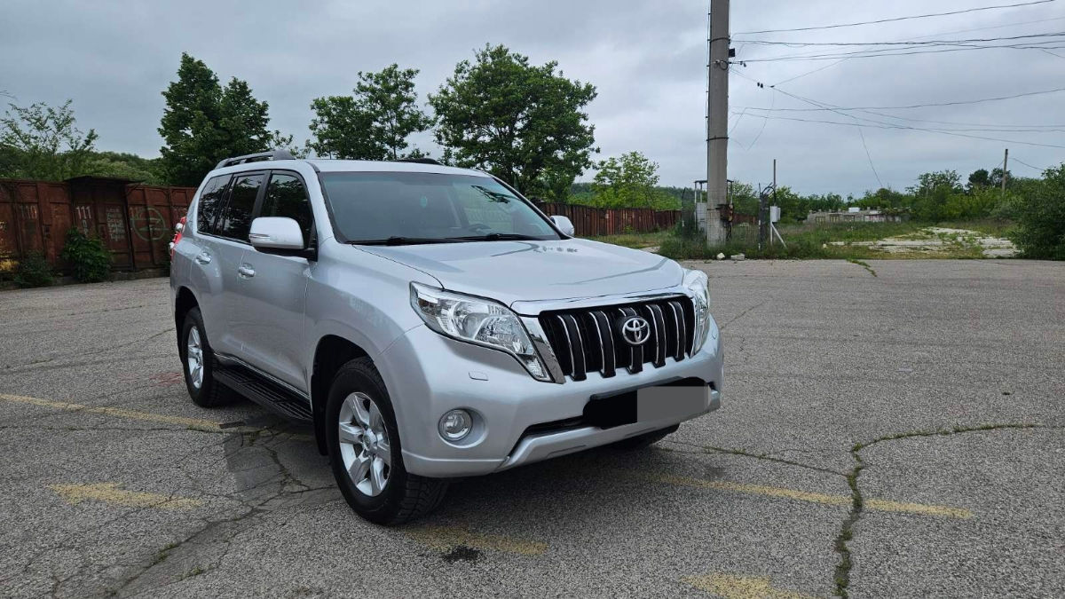 Toyota Land Cruiser Prado фото 4