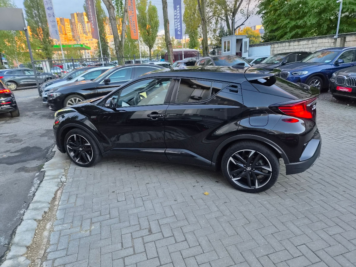Toyota C-HR 2022 photo 8