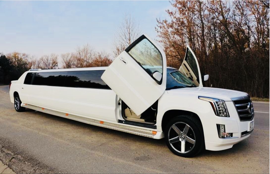 limuzina visurilor tale 40-60 euro!Limuzine Moldova!Limuzine Chisinau foto 6