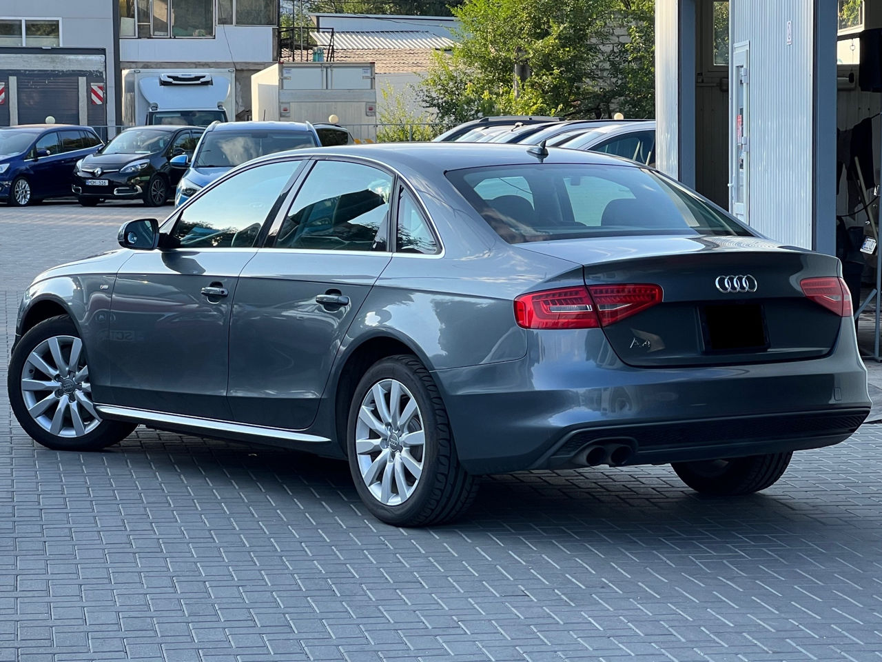 Audi A4 foto 2