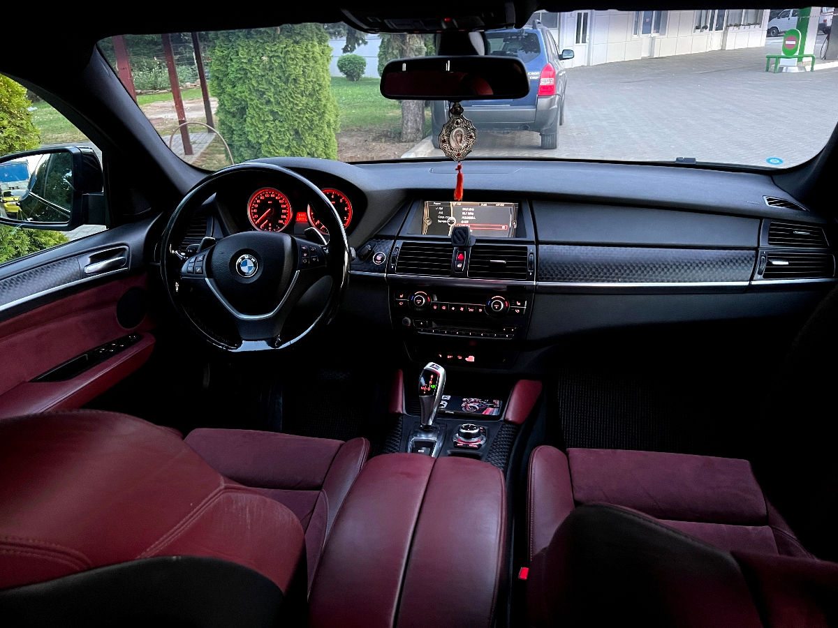 BMW X6 foto 10